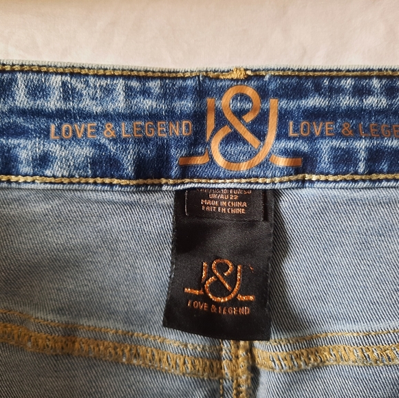 Love & Legend Acid Wash Distressed Jean Skirt - Picture 10 of 11